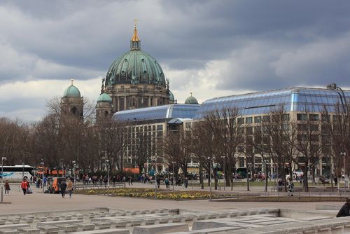 Berliner Radisson-Hotel zwei Jahre nach Aquariumsunglück vor Wiedereröffnung