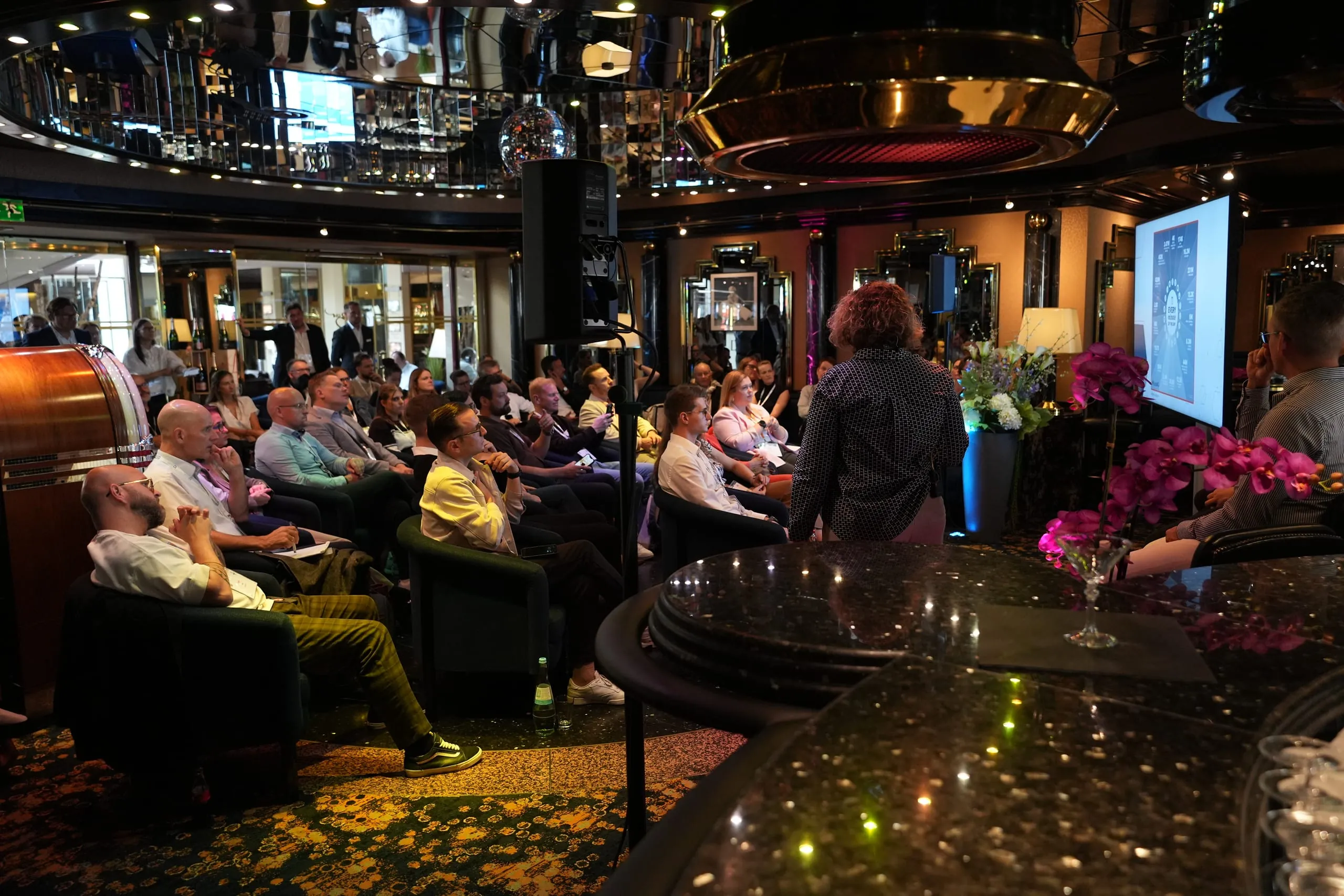 HSMA Day 2025: Das Branchentreffen in Köln stand ganz im Zeichen von inspirierenden Keynotes und praxisnahen Deep Dives zu aktuellen Themen.